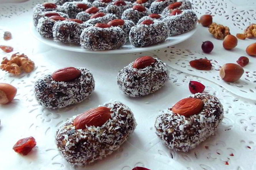 Рецепт конфеты из чернослива в кокосовой стружке