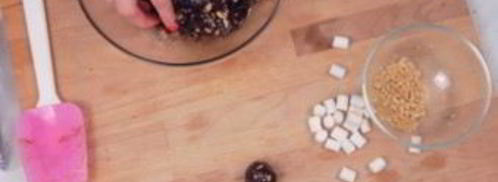 конфеты сникерс с маршмеллоу. Шаг 2