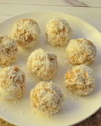 Творожные конфеты с кокосом и арахисовой пастой