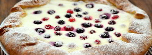 бархатная галета с творожным кремом и ягодами. Шаг 12