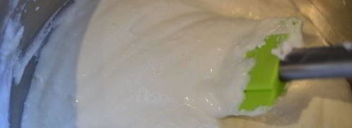 бархатная галета с творожным кремом и ягодами. Шаг 7