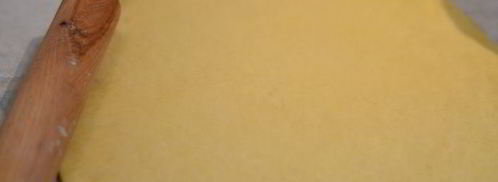 бархатная галета с творожным кремом и ягодами. Шаг 8