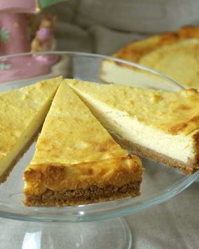 Чизкейк на рикотте с заварным кремом