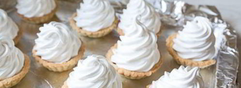 корзиночки с белковым кремом. Шаг 23