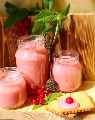 Курд из красной смородины