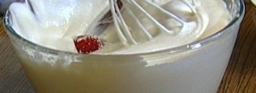 шоколадный рулет с малиновым кремом. Шаг 10