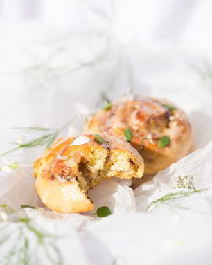 Синнабоны с заварным фундучным кремом