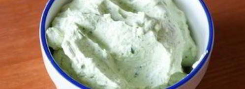 томаты черри с базиликовым кремом. Шаг 2