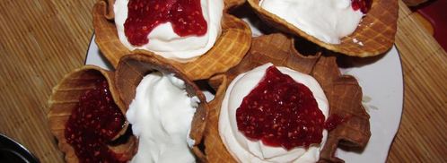 вафельные корзинки с творожно-сливочным кремом. Шаг 7