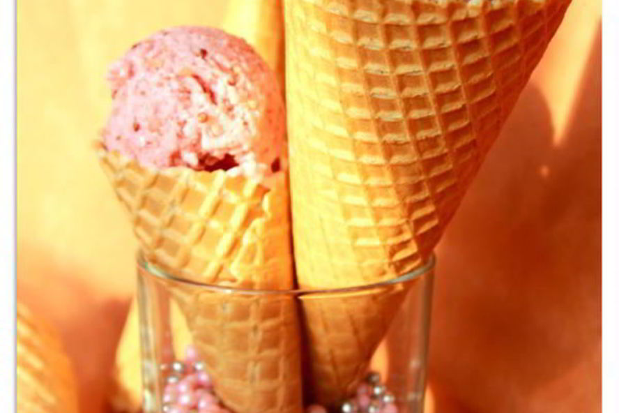 Рецепт домашнее йогуртовое мороженое с клубникой и киноа