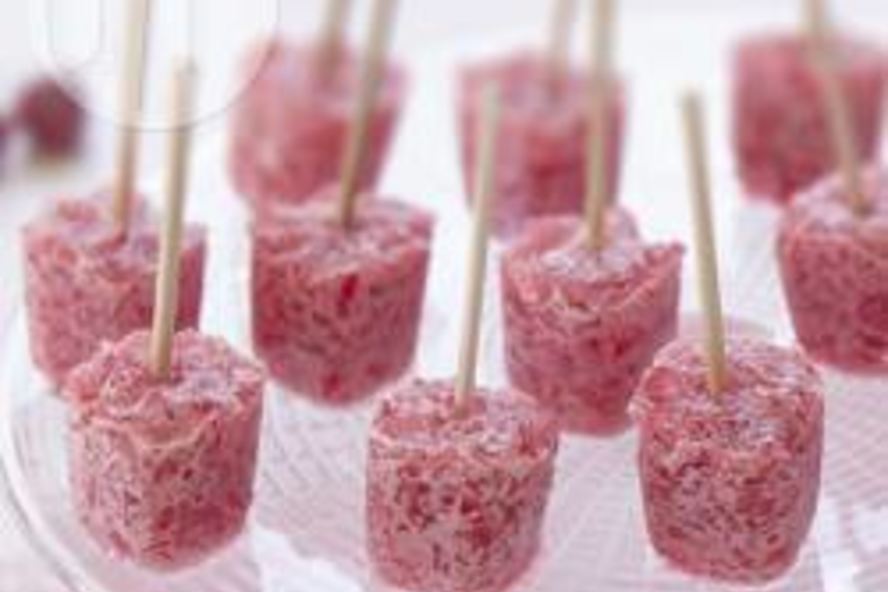 Рецепт домашнее малиновое мороженое с желе