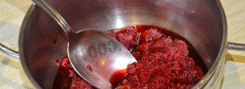 домашнее мороженое с малиновым соусом. Шаг 9