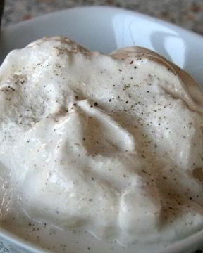 Домашнее ванильное мороженое