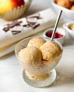 Мороженое из хурмы с кардамоном и медом