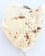 Мороженое с бейлисом, бренди и крошкой молочного шоколада