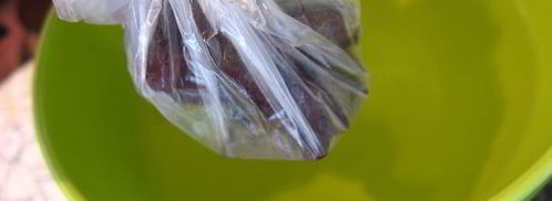 сливочное мороженое страчателла. Шаг 2