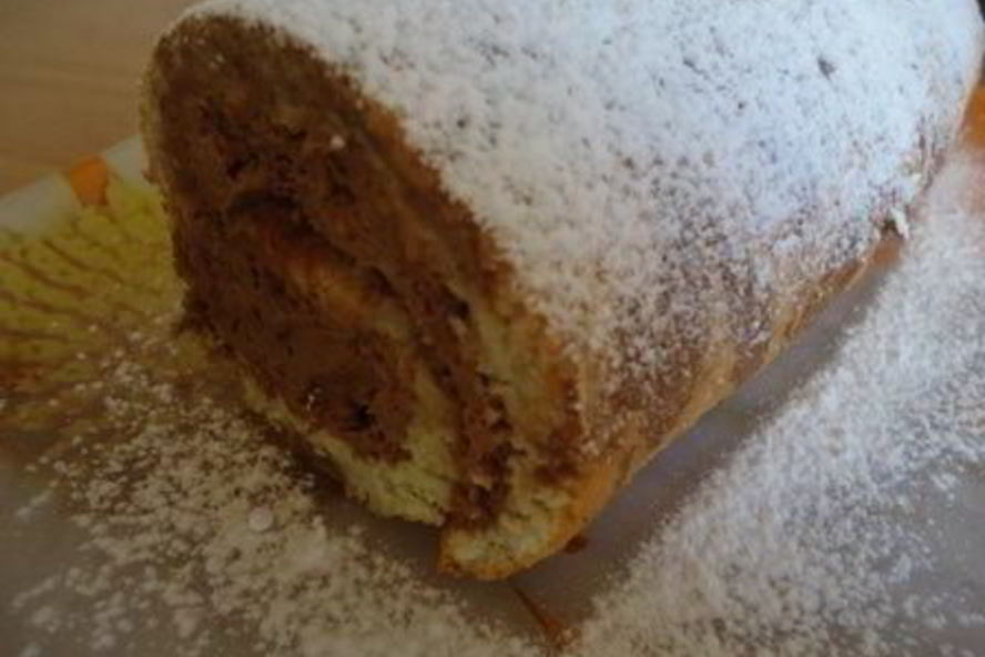 Рецепт миндальный рулет с шоколадным муссом