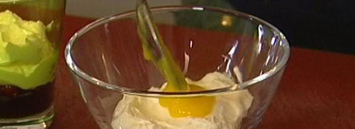 мусс из манго, йогурта и смородины. Шаг 4