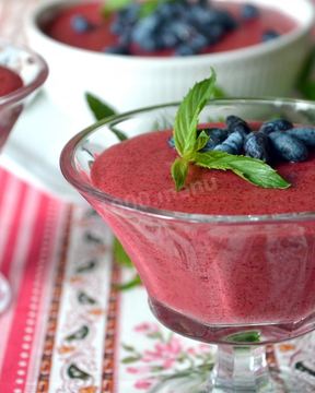 Мусс из жимолости