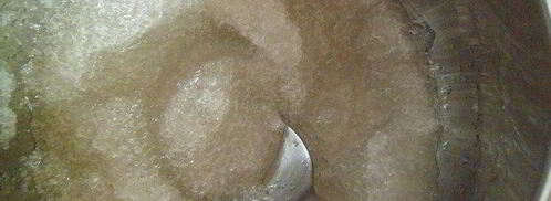 персиковый мусс-желе с виноградом и лепестками миндаля. Шаг 3