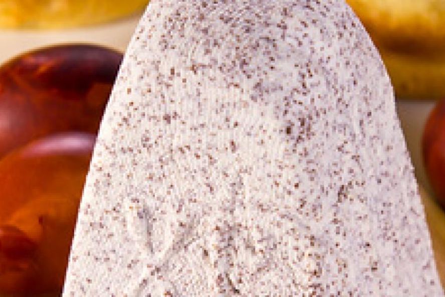 Рецепт пасхальные куличи, творожная пасха с тертым шоколадом и крашеные яйца