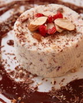 Шоколадная творожная пасха с черносливом