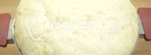 вкусный пасхальный кулич с изюмом. Шаг 8