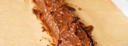 шоколадная колбаса с ромом и фисташками. Шаг 11