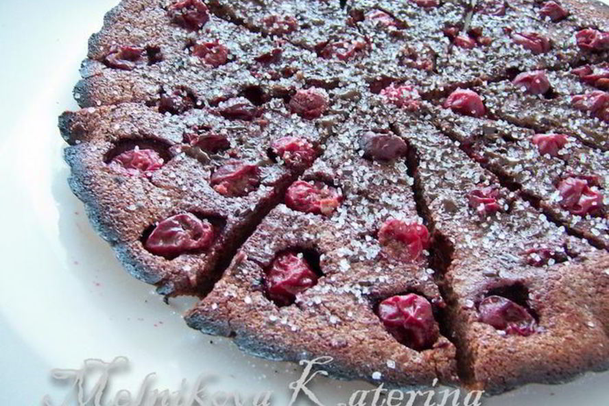 Рецепт шоколадный клафути с вишней