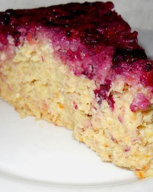 Творожный пудинг с апельсином и ягодами