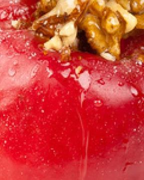 Запеченные яблоки с грецкими орехами и медом
