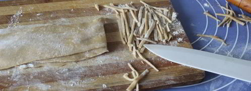 домашняя лапша с паприкой. Шаг 6