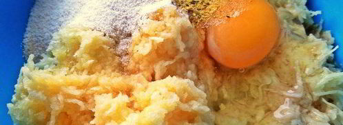 драники из картофеля, кабачка и яблока. Шаг 5