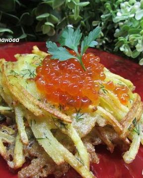 Драники с красной икрой