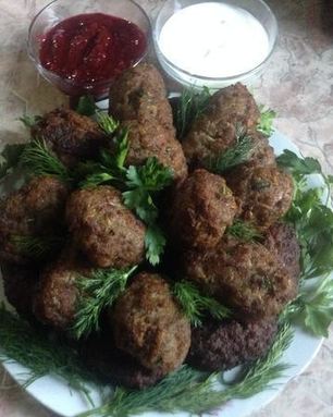 Фрикадельки по-гречески