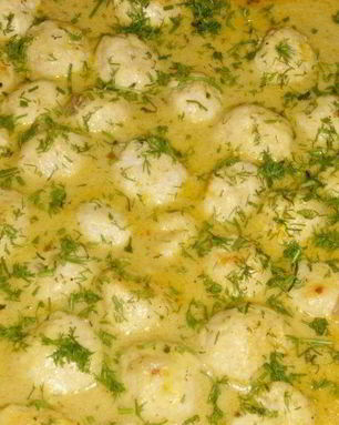 Фрикадельки в грибном соусе