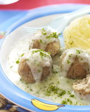 Фрикадельки в сливочном соусе
