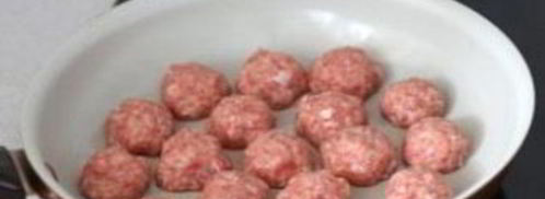 фрикадельки в сметанном соусе. Шаг 4