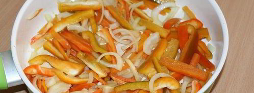 соте со стручковой фасолью и фрикадельками. Шаг 2