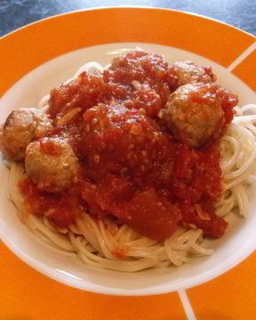Спагетти с фрикадельками