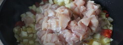 ароматный рис с курицей и овощами в сливках. Шаг 4