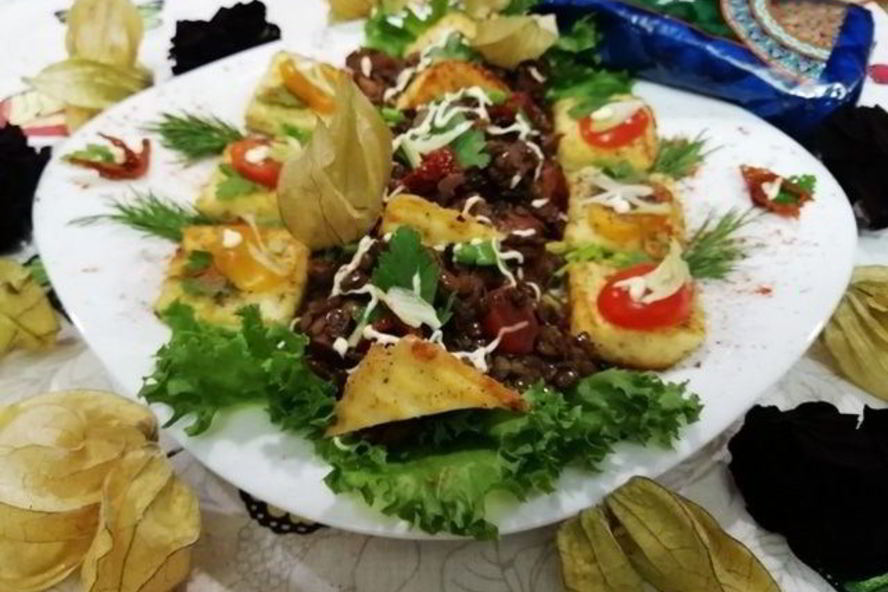 Рецепт чечевица с лисичками и жареным адыгейским сыром