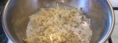 картофель под чесночно-сырным соусом. Шаг 3