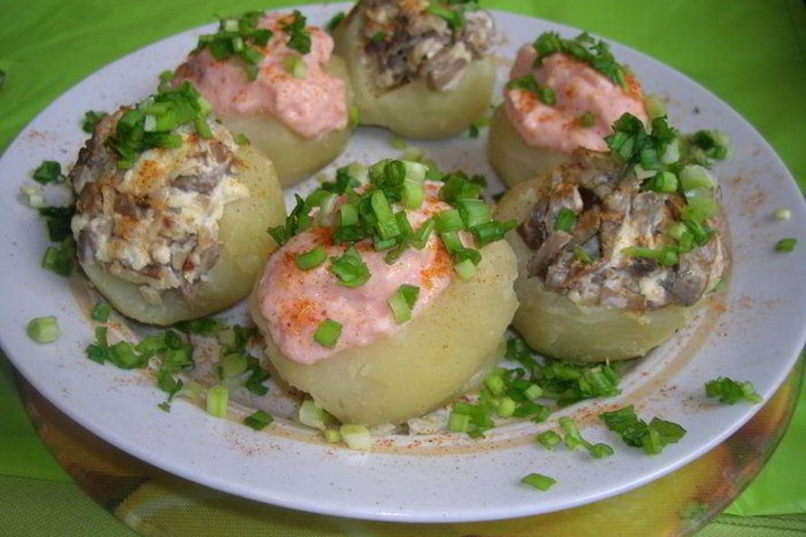 Рецепт картофель с двумя начинками