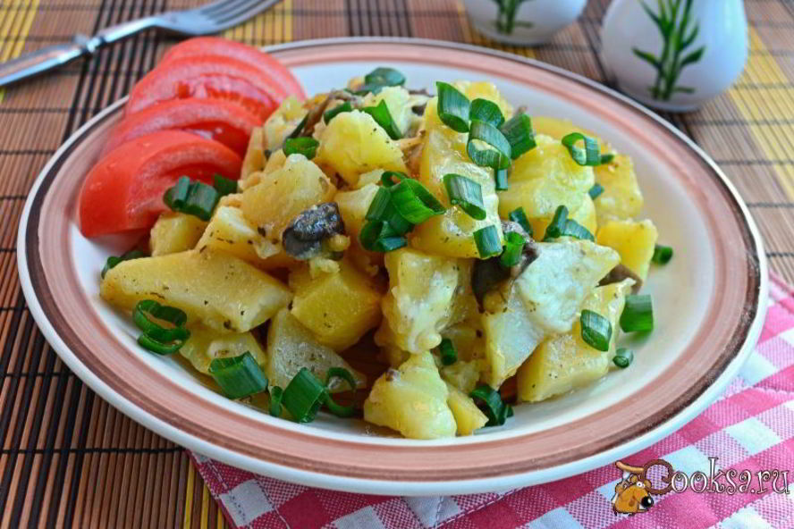 Рецепт картофеля с грибами и сырома сулугуней в мультиварке