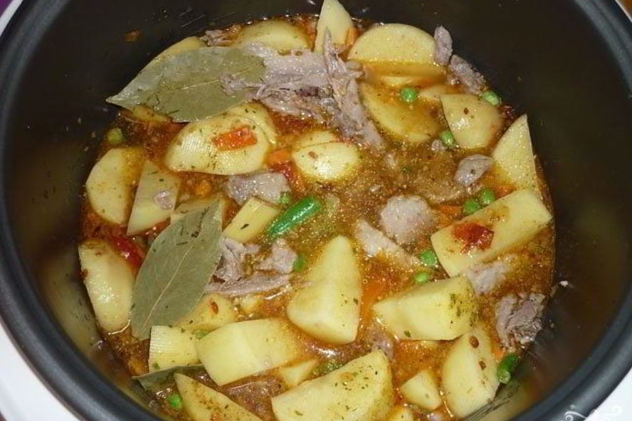 Рецепт картофель с овощами в мультиварке