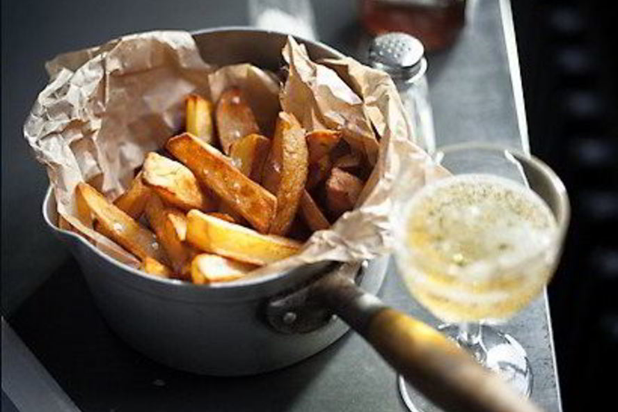 Рецепт картофель с соусом дзадзики и морской солью