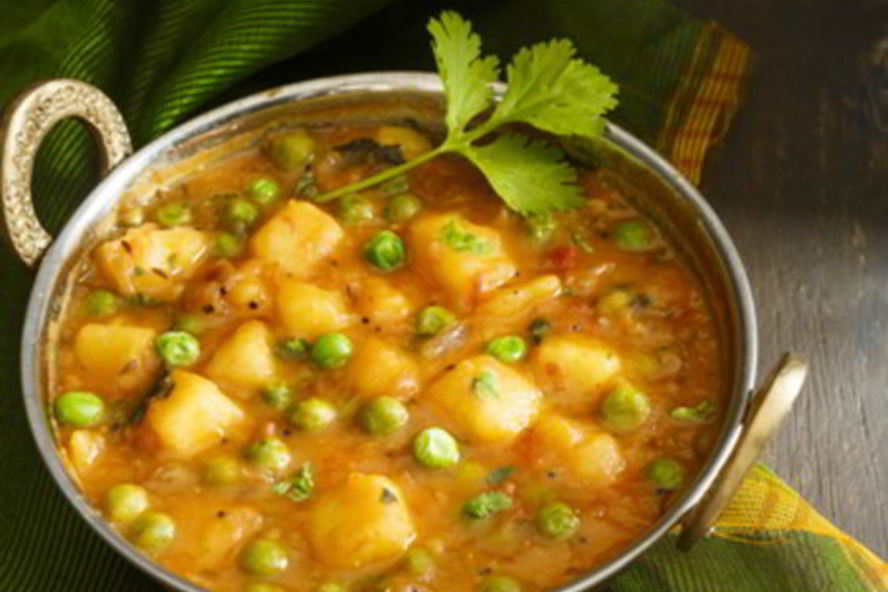 Рецепт картофель с зеленым горошком и томатным карри