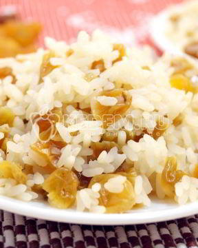 Рис с изюмом