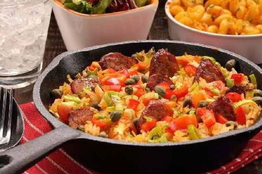 Рецепт рис с ветчиной и острыми чоризо